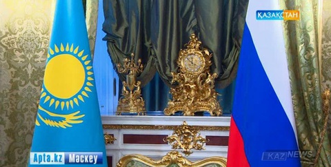 Нұрсұлтан Назарбаев Владимир Путинмен кездесті
