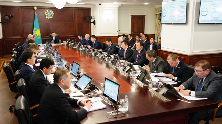 Асқар Жұмағалиев Үкімет басшысына әріптестерінің үстінен шағым түсірді