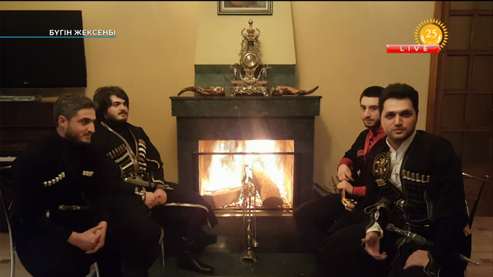 Группа «Geo Folk Tour» дала интервью программе «Бүгін жексенбі» (ВИДЕО)