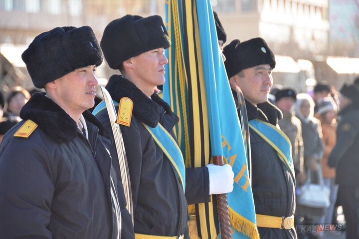 Қарулы Күштердің қатары  мыңдаған сарбазбен  толықты