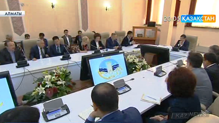 Ерлан Сағадиев жоғары оқу орындарының ректорларымен кездесті
