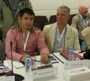 Катарда бүркітшілер кеңесі басталды
