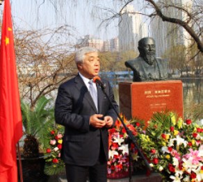 Қытай астанасында Абай ескерткіші орнатылды
