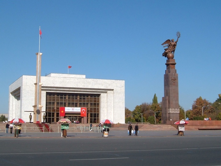 Қазақстан Бішкек пен Оштағы мектеп құрылыстары үшін 1,2 миллиард теңге бөлді