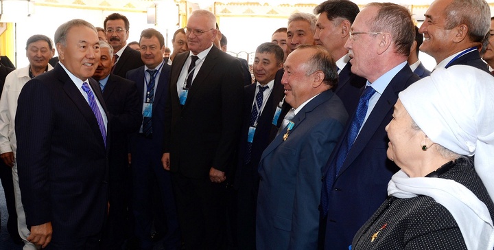 Елбасы Қостанай облысының жұртшылығымен және кәсіпкерлерімен кездесті