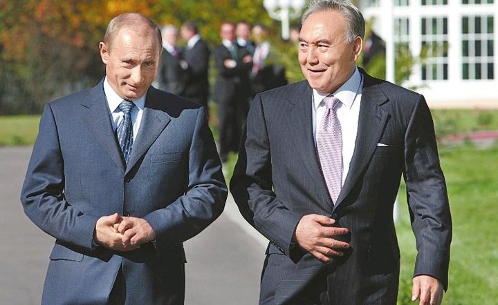 Владимир Путин Еуразиялық экономикалық кеңестің отырысына қатысу үшін Астанаға келді