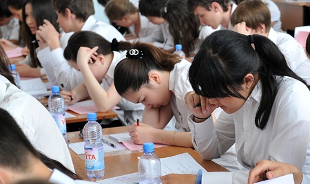 ҰБТ-ның бірінші күні: 2277 қазақстандық түлек 50 баллдан кем жинады