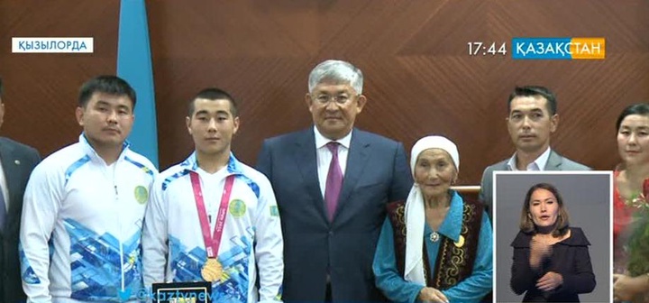 Қызылордада жасөспірімдер Олимпиадасының чемпионына құрмет  көрсетілді